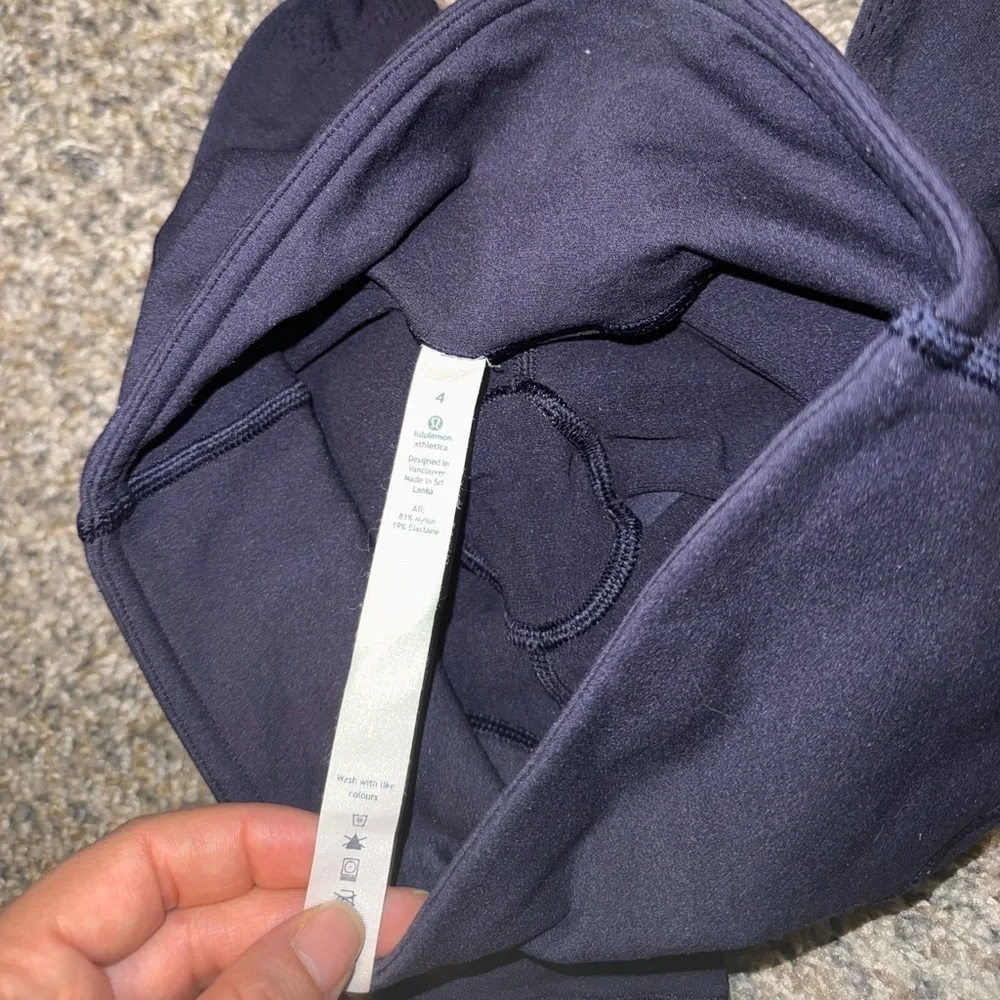 Lululemon Reveal 7/8 Tight size 4